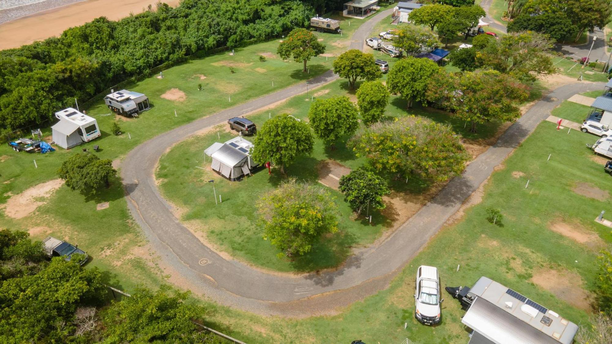 Tasman Holiday Parks - Fisherman'S Beach Emu Park Exteriör bild